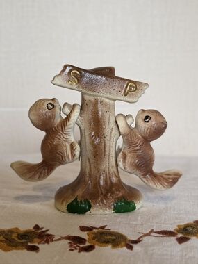 Ceramic Squirrel Salt & Pepper Shaker Set - Brown 60s Japan